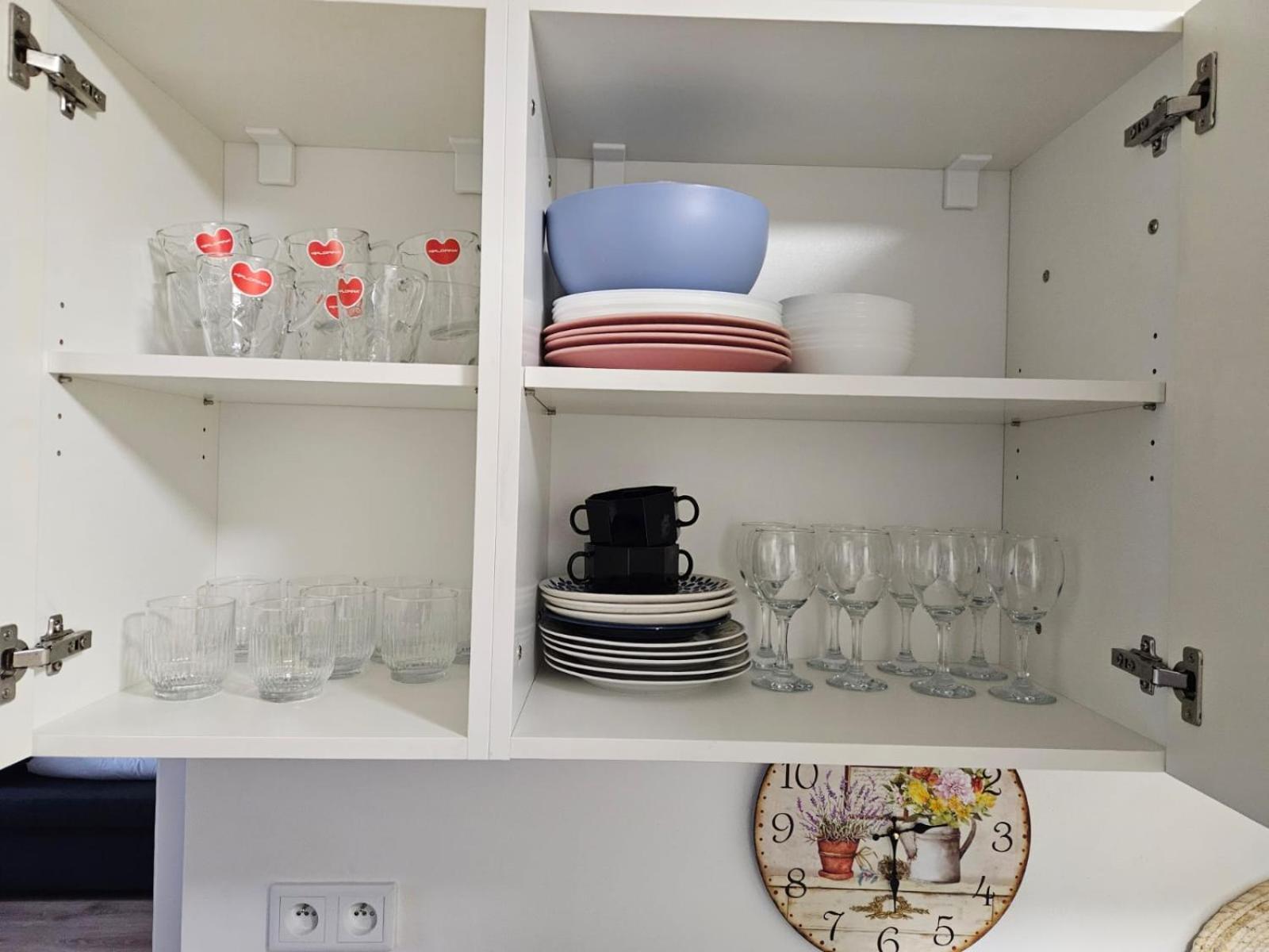 Apartmán Live-inn 2 Bdr Family For 1-8 Guests, 20 Mins To Center, Lift, Gym, Reception, Parking, Roof Terrace, Game & Party