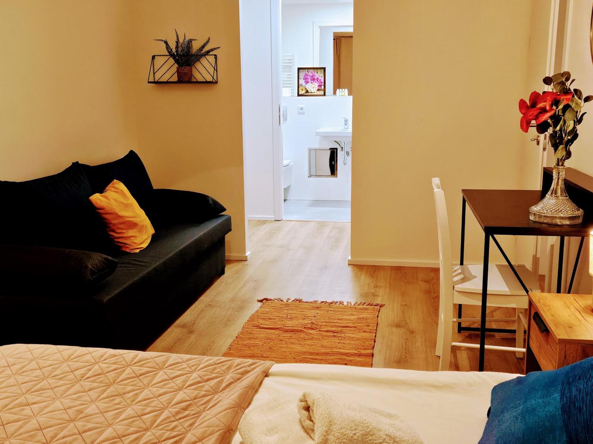 Live-inn 2 Bdr Family For 1-8 Guests, 20 Mins To Center, Lift, Gym, Reception, Parking, Roof Terrace, Game & Party Apartmán